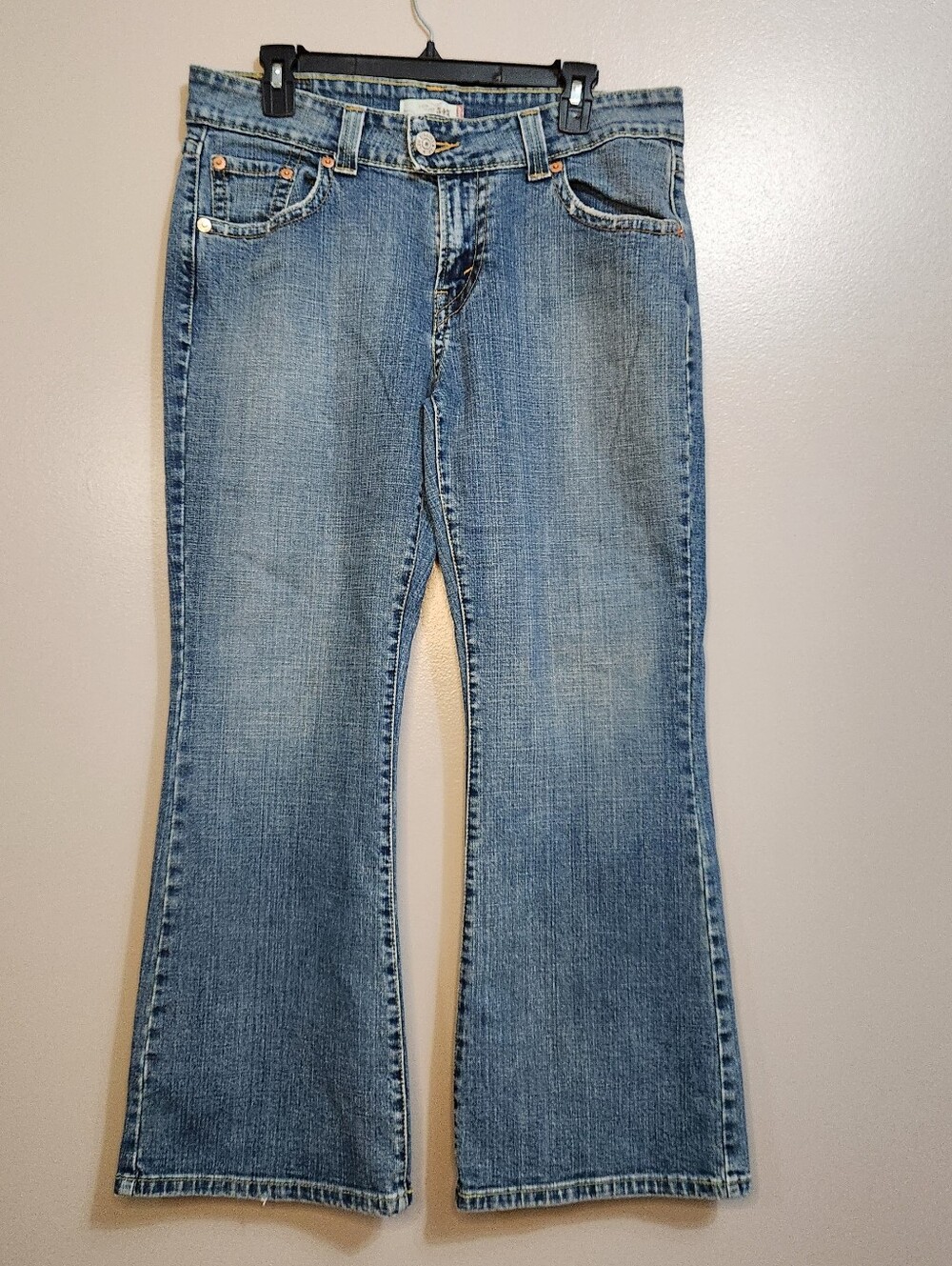 Vintage Y2K Levis 542 Women’s Low Rise Flared Jeans Size 14M